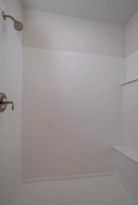 Bath - 3579 W Cherokee St, Springfield, MO 65807 photo 3 of 5