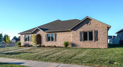 Exterior - 3579 W Cherokee St, Springfield, MO 65807 photo 4 of 7