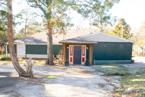 1461 Welch Rd, Reeds Spring, MO 65737