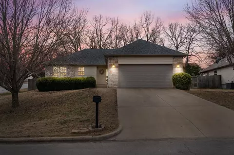 108 Shiloh St, Branson, MO 65616 photo 2