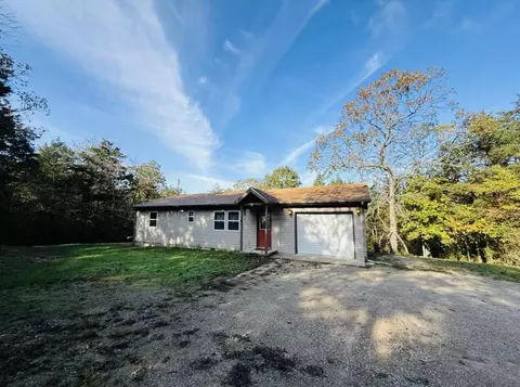 52 Trenidy Ln, Reeds Spring, MO 65737