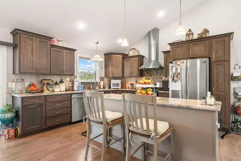 Kitchen - 101 Jury Ln, Branson, MO 65616 photo 3 of 3