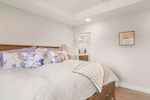 Bedroom - 101 Jury Ln, Branson, MO 65616 photo 5 of 10