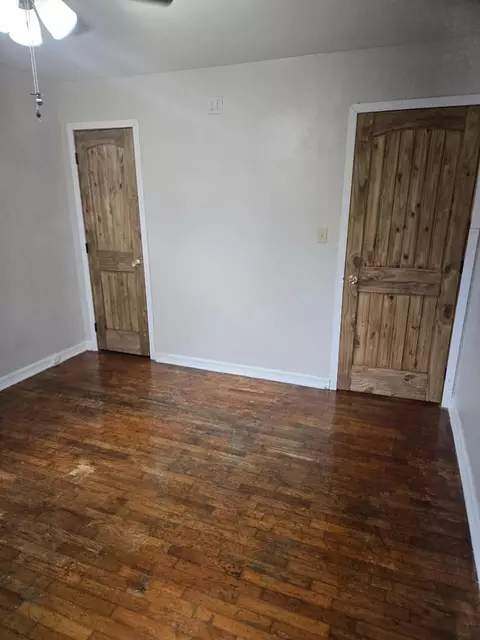 Bedroom - 3236 W Madison St, Springfield, MO 65802 photo 6 of 7
