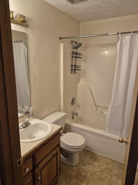 Bath - 3236 W Madison St, Springfield, MO 65802 photo 1 of 5
