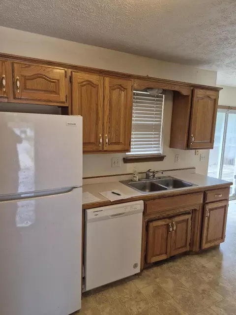 Kitchen - 3236 W Madison St, Springfield, MO 65802 photo 1 of 2