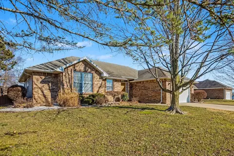 306 S Ellen St, Nixa, MO 65714 photo 3