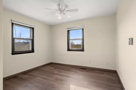 Bedroom - 1154 State Hwy 76, Branson, MO 65616 photo 5 of 13