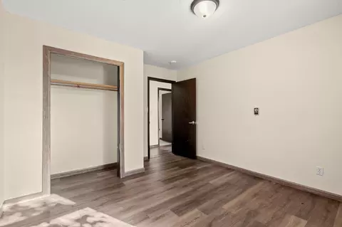 Bedroom - 1154 State Hwy 76, Branson, MO 65616 photo 4 of 13