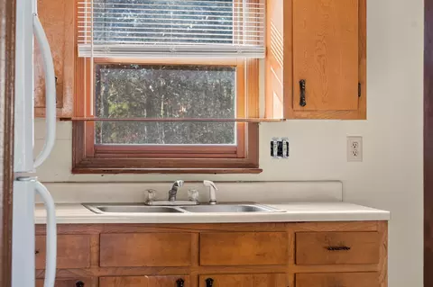 Kitchen - 1156 State Hwy 76, Branson, MO 65616 photo 4 of 5