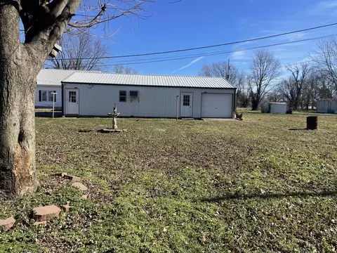 Exterior - 310 E Carnes St, Wheaton, MO 64874 photo 8 of 8