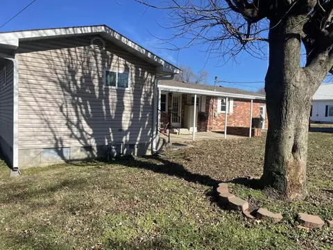 Exterior - 310 E Carnes St, Wheaton, MO 64874 photo 6 of 8