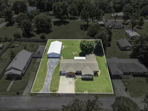 View/Area - 310 E Carnes St, Wheaton, MO 64874 photo 3 of 4
