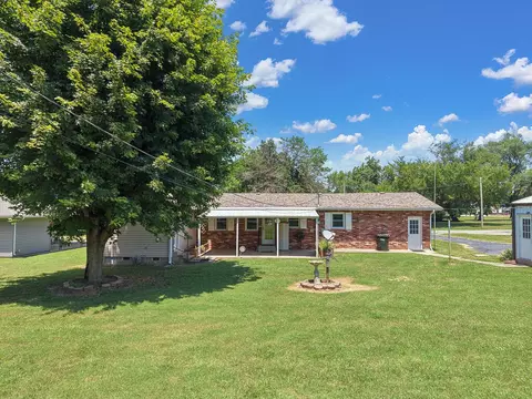 Exterior - 310 E Carnes St, Wheaton, MO 64874 photo 2 of 5