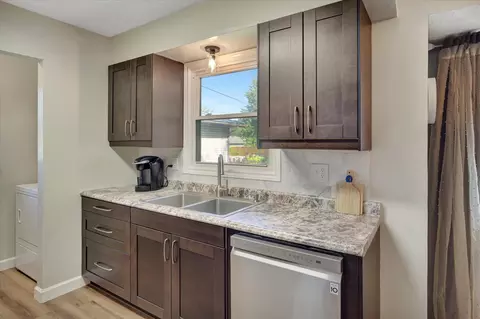 1637 W Wayland St, Springfield, MO 65807 photo 12