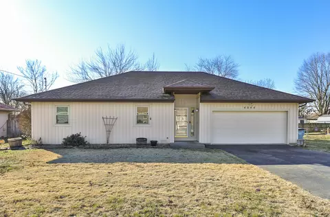 4044 W Groton St, Springfield, MO 65803