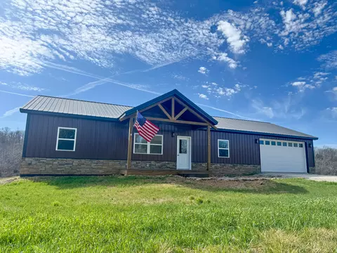 2056 Dennis Rd, Mansfield, MO 65704
