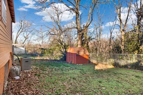 2736 N Fort Ave, Springfield, MO 65803 photo 16