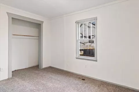 2736 N Fort Ave, Springfield, MO 65803 photo 9