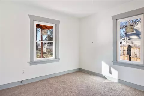 2736 N Fort Ave, Springfield, MO 65803 photo 8