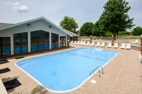 Exterior - 200 Glory Rd #D3, Branson, MO 65616 photo 4 of 5