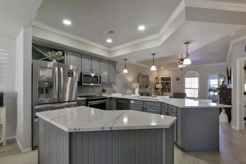 Kitchen - 200 Glory Rd #D3, Branson, MO 65616 photo 6 of 7