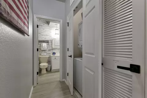 Entry Way - 200 Glory Rd #D3, Branson, MO 65616 photo 2 of 4