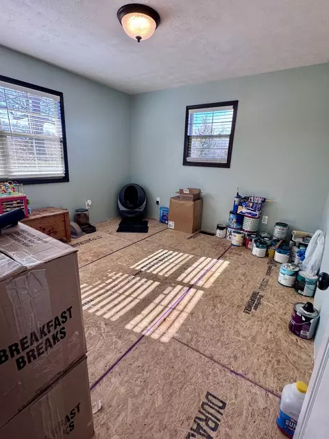 Bedroom - 359 County Road 262, Myrtle, MO 65778 photo 3 of 3
