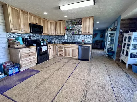 Kitchen - 359 County Road 262, Myrtle, MO 65778 photo 1 of 1