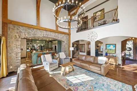 Living - 2000 Beau Dr, Carthage, MO 64836 photo 3 of 5