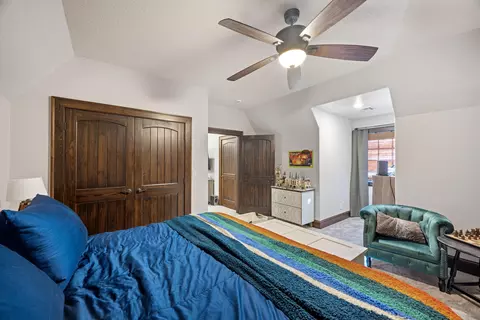Bedroom - 2000 Beau Dr, Carthage, MO 64836 photo 7 of 8