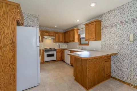 3135 S Newton Ave, Springfield, MO 65807 photo 14