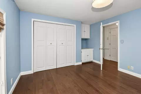 Bedroom - 4254 E Ridgeview Dr, Springfield, MO 65809 photo 3 of 3