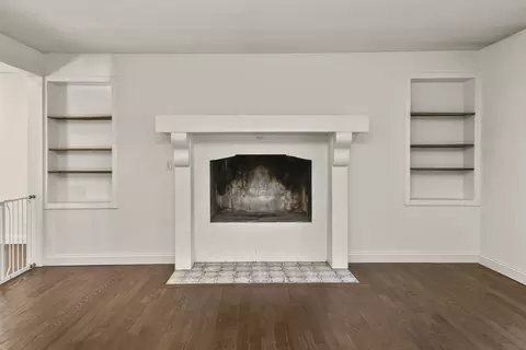 Living - 4254 E Ridgeview Dr, Springfield, MO 65809 photo 5 of 7