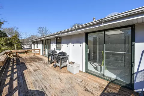 Exterior - 4254 E Ridgeview Dr, Springfield, MO 65809 photo 7 of 13