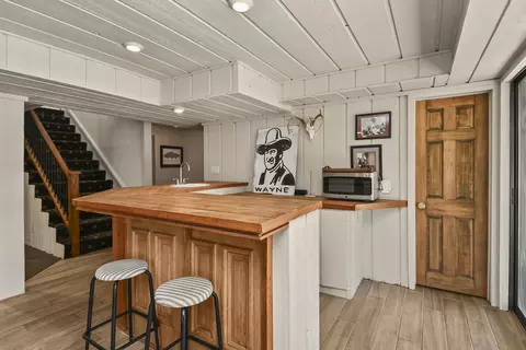 Kitchen - 4254 E Ridgeview Dr, Springfield, MO 65809 photo 8 of 8