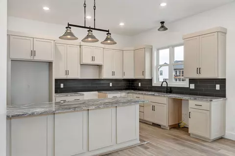 Kitchen - 2929 W Marty St, Springfield, MO 65810 photo 1 of 2