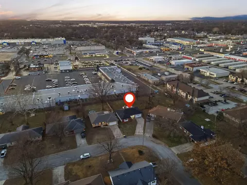 View/Area - 3301 South Ave, Springfield, MO 65807 photo 2 of 4