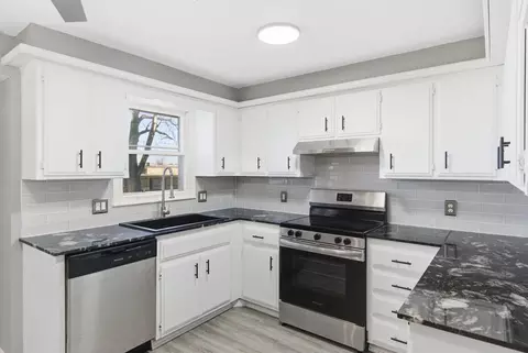 Kitchen - 3301 South Ave, Springfield, MO 65807 photo 2 of 2