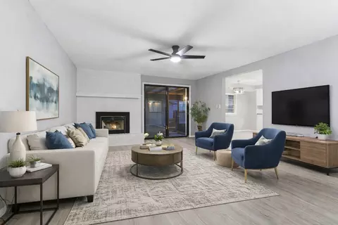 Living - 3301 South Ave, Springfield, MO 65807 photo 4 of 6