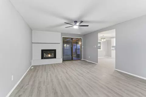 Living - 3301 South Ave, Springfield, MO 65807 photo 3 of 6