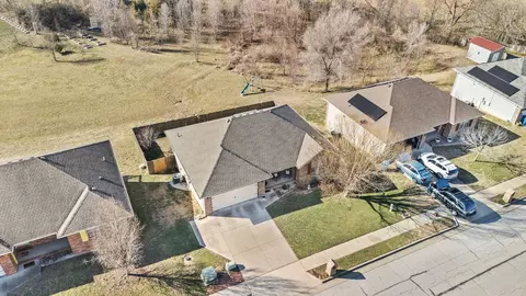 1100 E Fieldstone Dr, Ozark, MO 65721 photo 6
