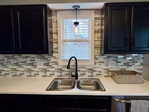 2201 S 14th St, Ozark, MO 65721 photo 10
