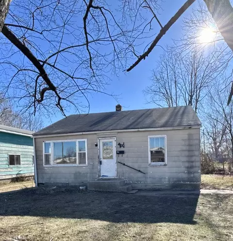 1638 E Florida St, Springfield, MO 65803