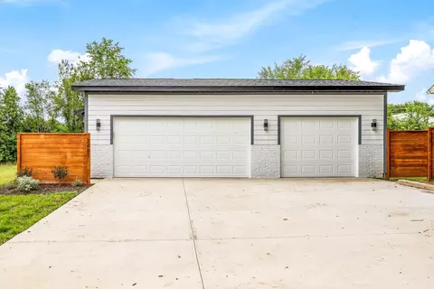 Exterior - 3481 W Moark St, Springfield, MO 65810 photo 3 of 8