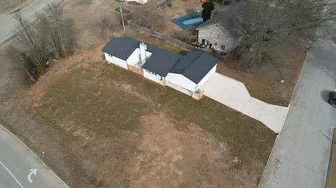 View/Area - 3481 W Moark St, Springfield, MO 65810 photo 4 of 5