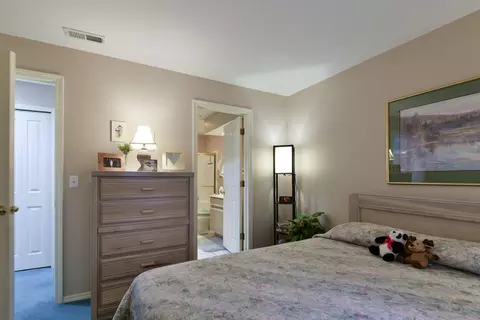 Bedroom - 77 Anglers Pointe Dr #3, Branson, MO 65616 photo 5 of 6