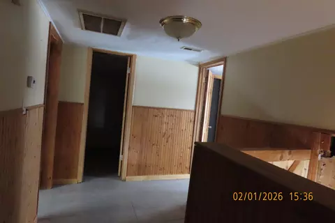 Entry Way - 251 Durington Rd, Buffalo, MO 65622 photo 1 of 2