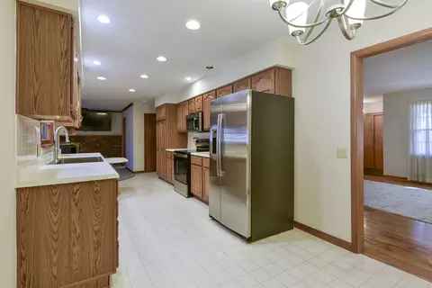 1503 S Sieger Dr, Springfield, MO 65804 photo 11