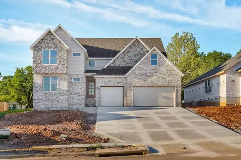 2914 W Marty St, Springfield, MO 65810